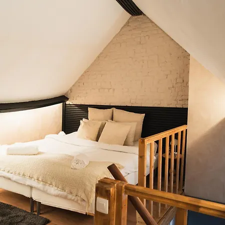 Modern 2 Private Bedrooms In The Heart Of Apartamento