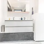Modern 2 Private Bedrooms In The Heart Of خنت