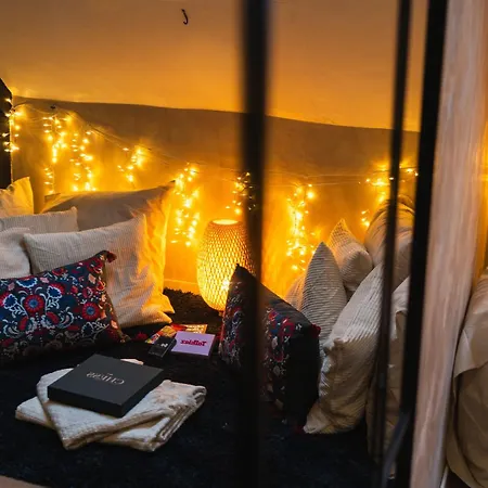 Modern 2 Private Bedrooms In The Heart Of * Gand