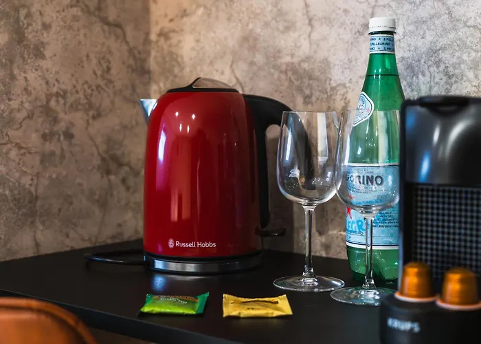 Modern 2 Private Bedrooms In The Heart Of Appartamento *