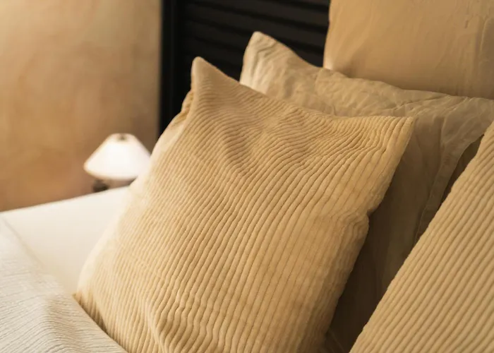 Modern 2 Private Bedrooms In The Heart Of Appartamento